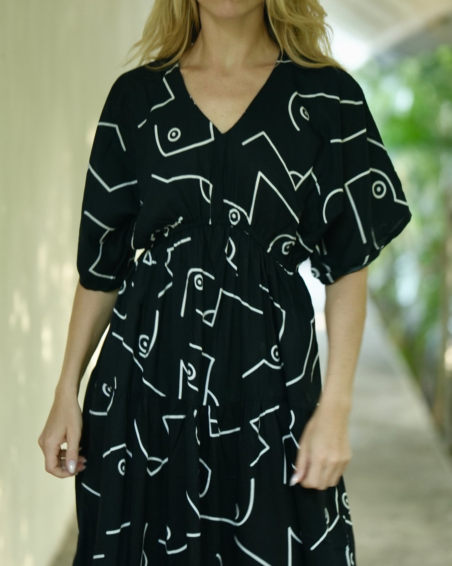 Nori Maxi Dress -Portrait Black