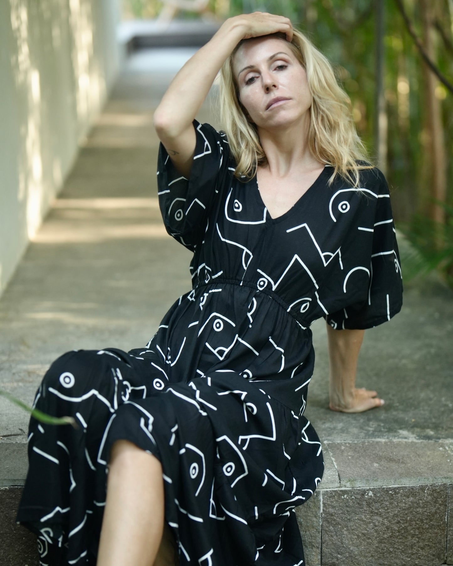 Nori Maxi Dress -Portrait Black