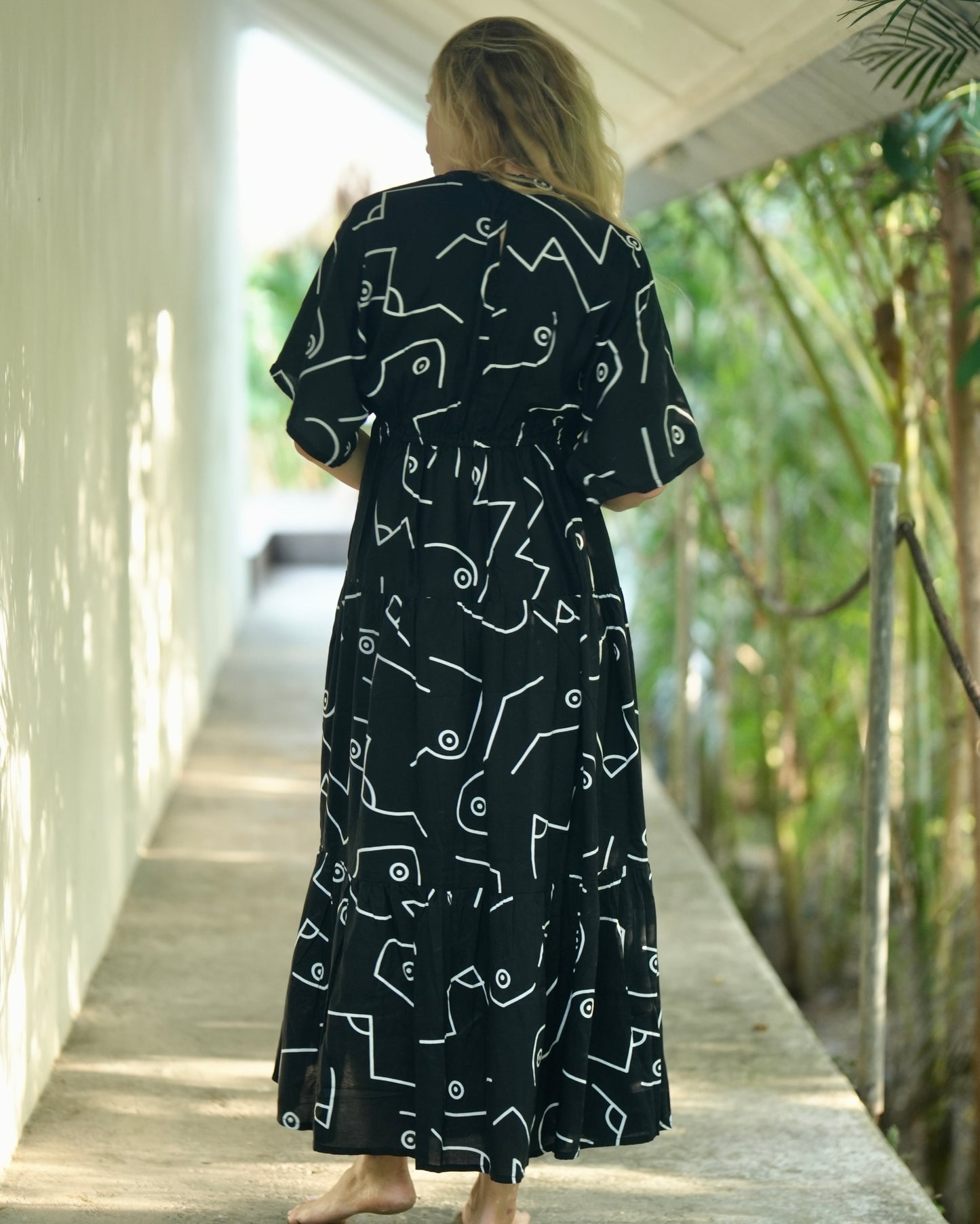 Nori Maxi Dress -Portrait Black