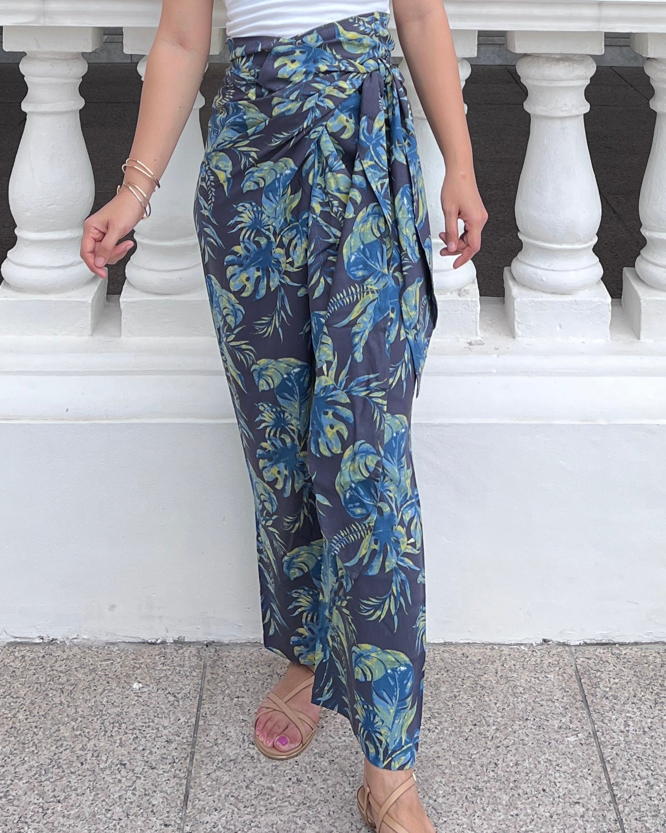 Tania Wrap Pants - Navy Tropics