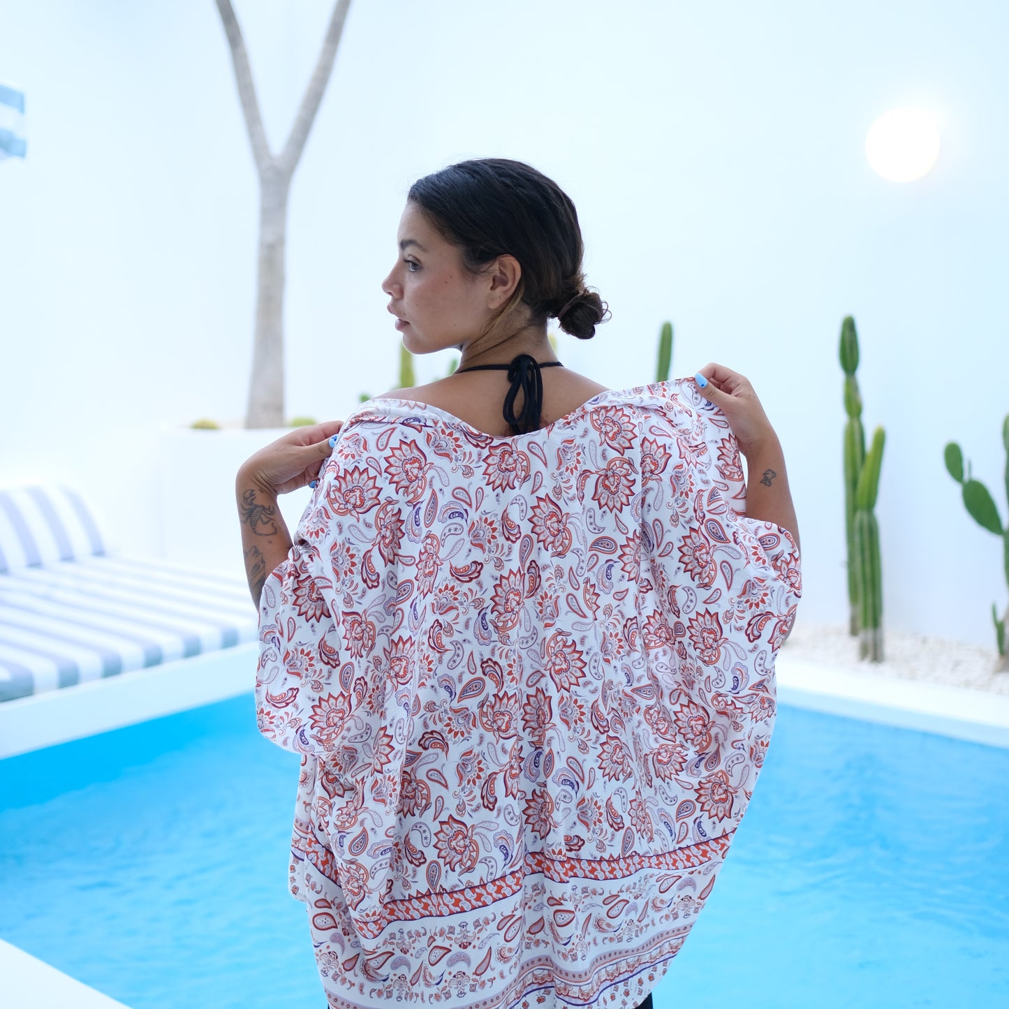 Kyla Short-Sleeve Kimono - Red