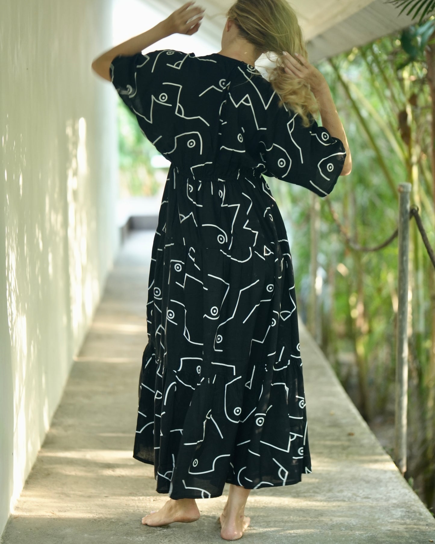 Nori Maxi Dress -Portrait Black