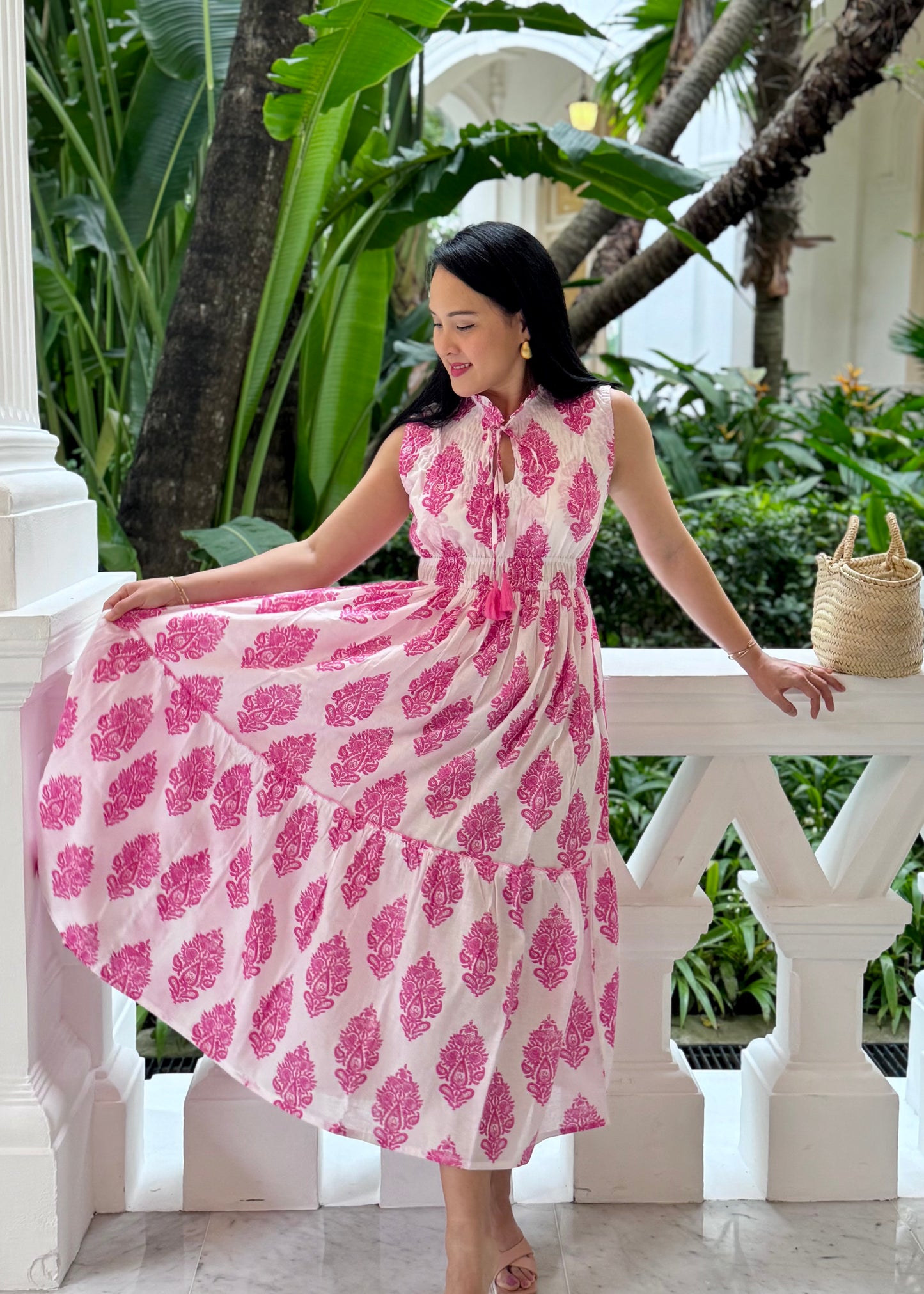 Lana Frill Collar Dress | White Pink