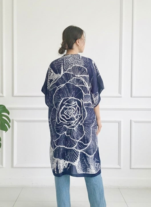 Jens Outer | Navy Floral