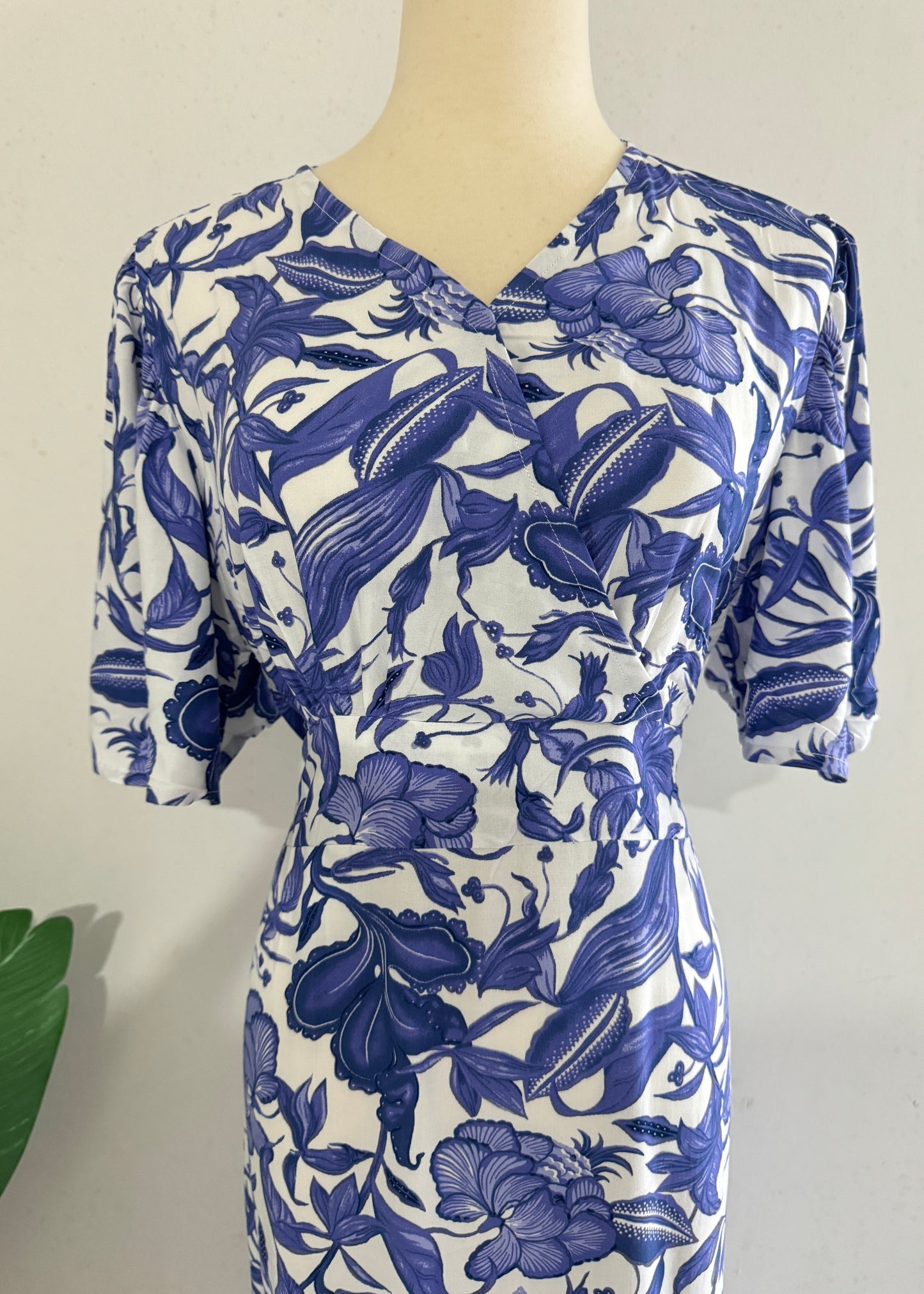 Val Flutter Sleeve Dress | China Blue