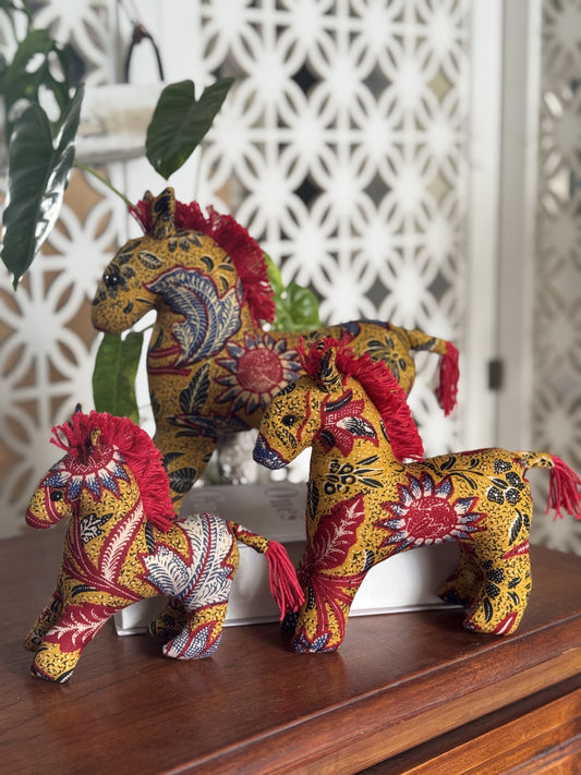 SET OF 3 : HORSE CNY ORNAMENT- Batik Royal Yellow