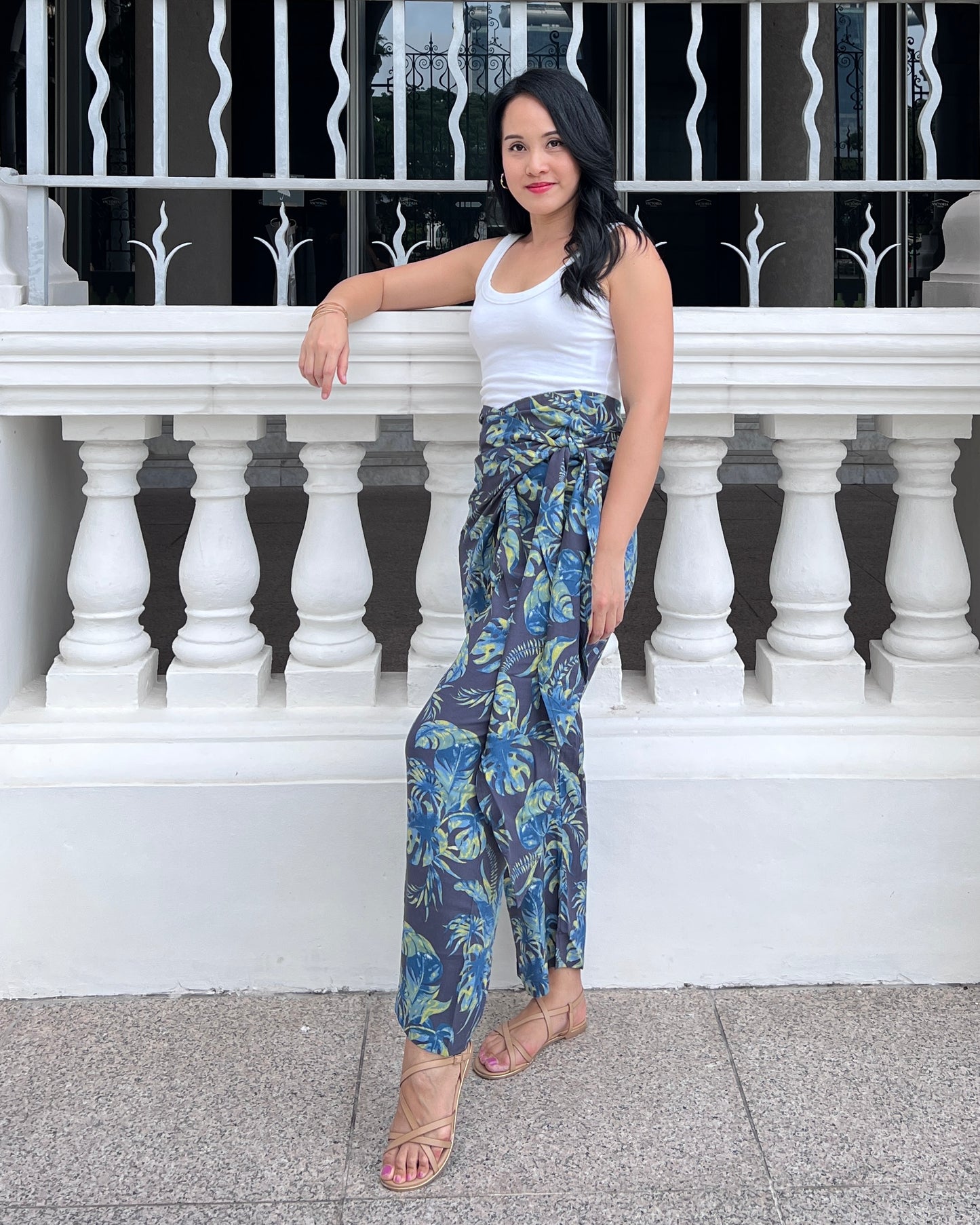 Tania Wrap Pants - Navy Tropics