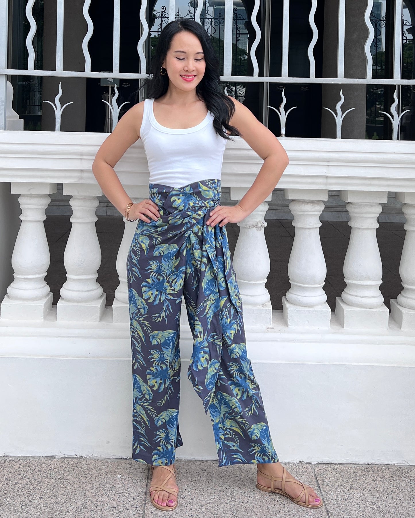Tania Wrap Pants - Navy Tropics
